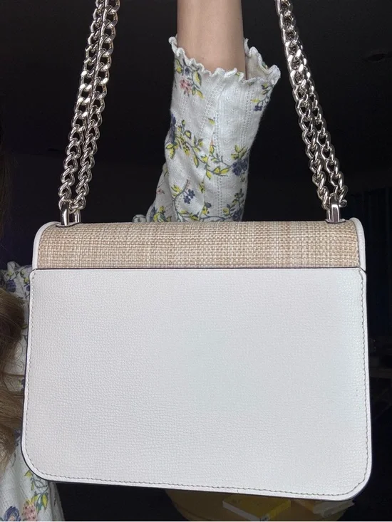 Kate Spade Remi Pineapple Flap Chain Crossbody —Like New - Picture 4 of 12